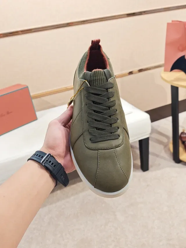 Army Green Black Low-Top Smooth Upper Sneakers 6