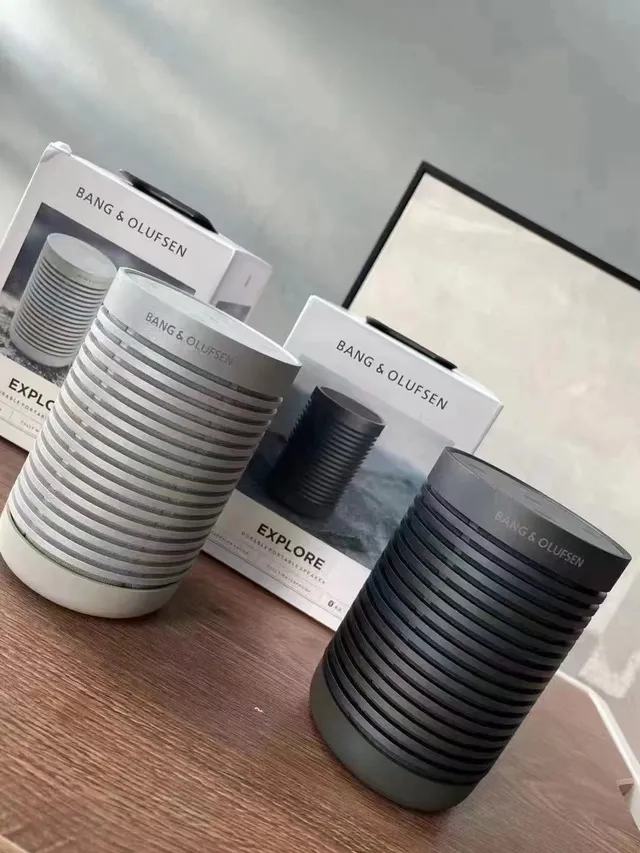 Bang & Olufsen Explore काला ग्रे खुरदुरा एल्यूमिनियम बॉडी गोलाकार रूप पोर्टेबल स्पीकर 5