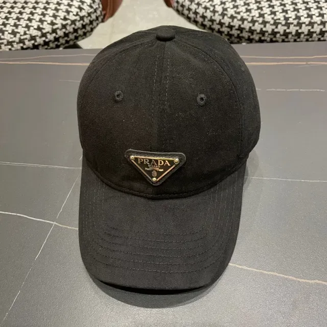 Black Adjustable Strap Baseball Cap 3