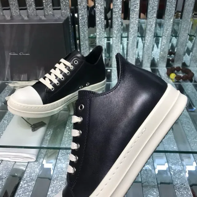Black and White Leather Low-Top Platform Sneakers 9