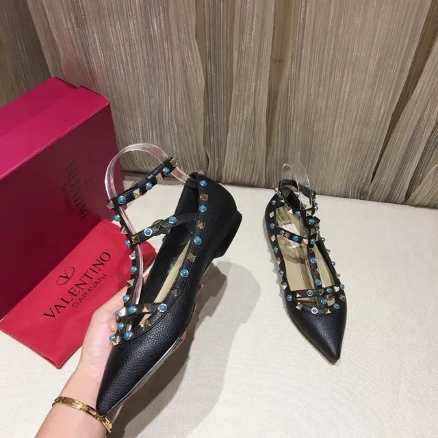 Zapatos Mary Jane de punta puntiaguda y T-strap en negro y azul 2