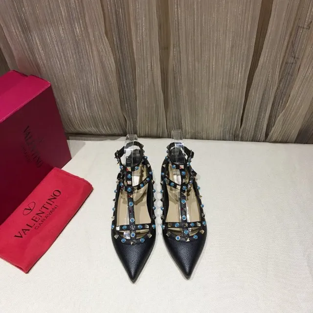 Zapatos Mary Jane de punta puntiaguda y T-strap en negro y azul 4