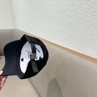 黑色纹理织物结构棒球帽