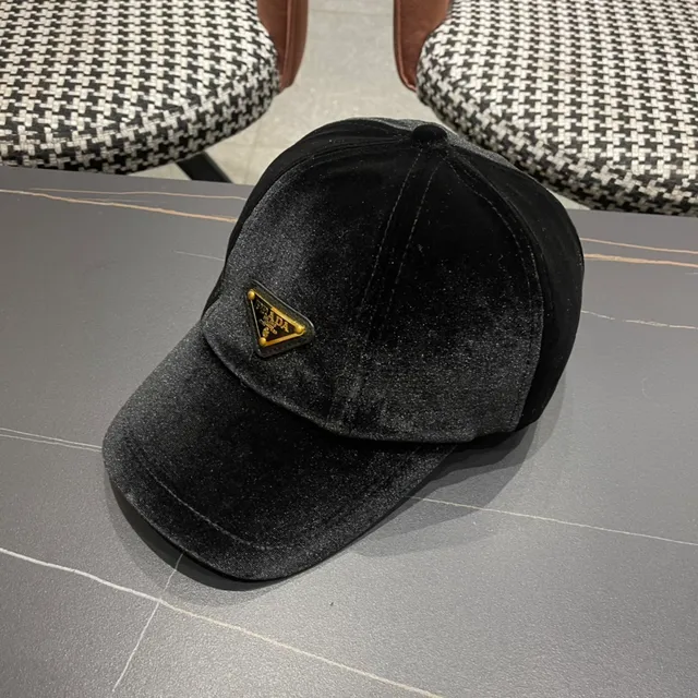 黑色丝绒质感结构棒球帽 3