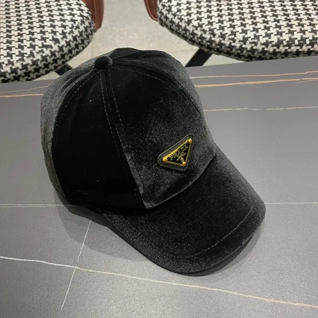 黑色丝绒质感结构棒球帽 4