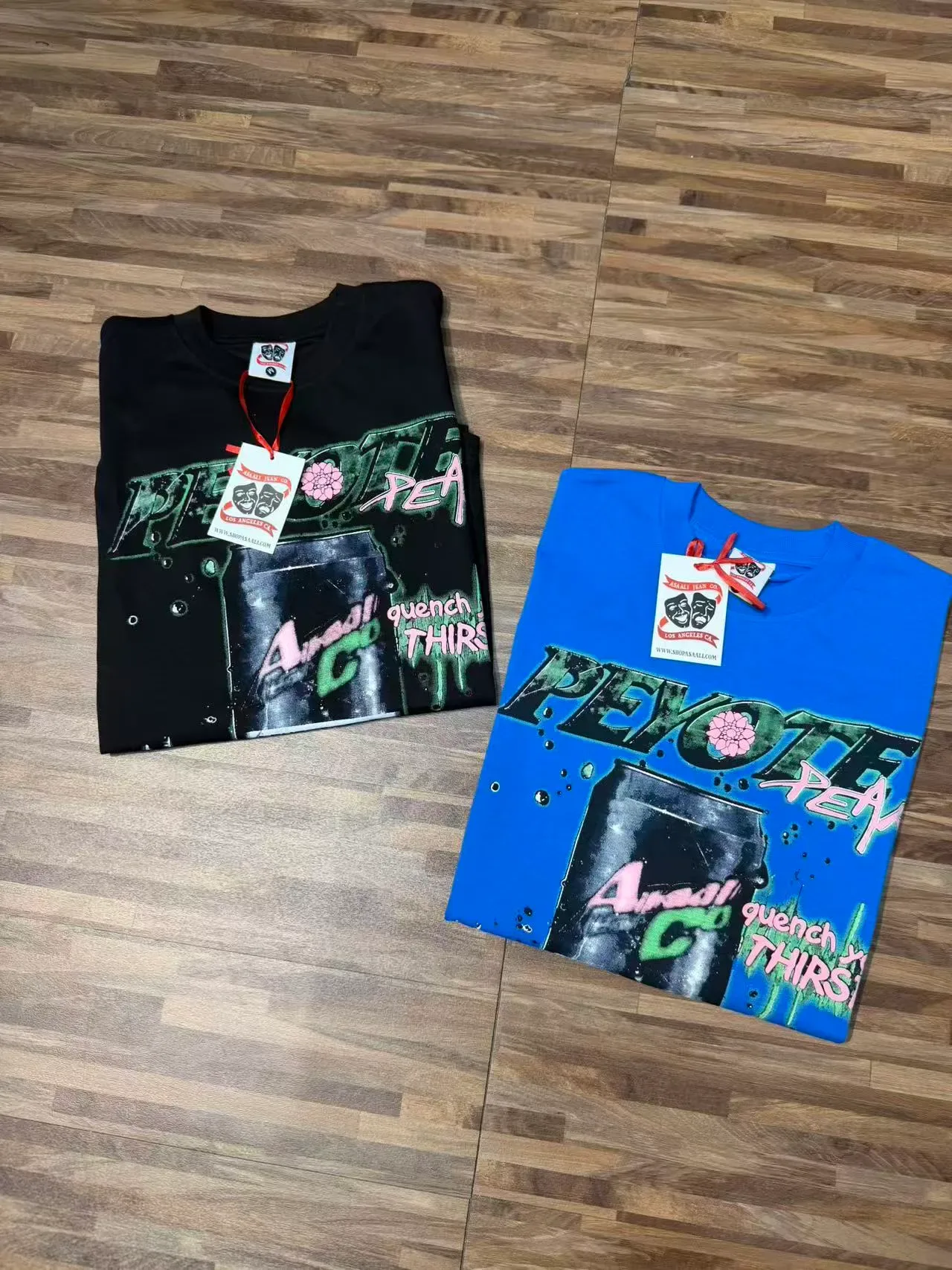 T-shirt oversize bleu et noir à imprimé graphique 10
