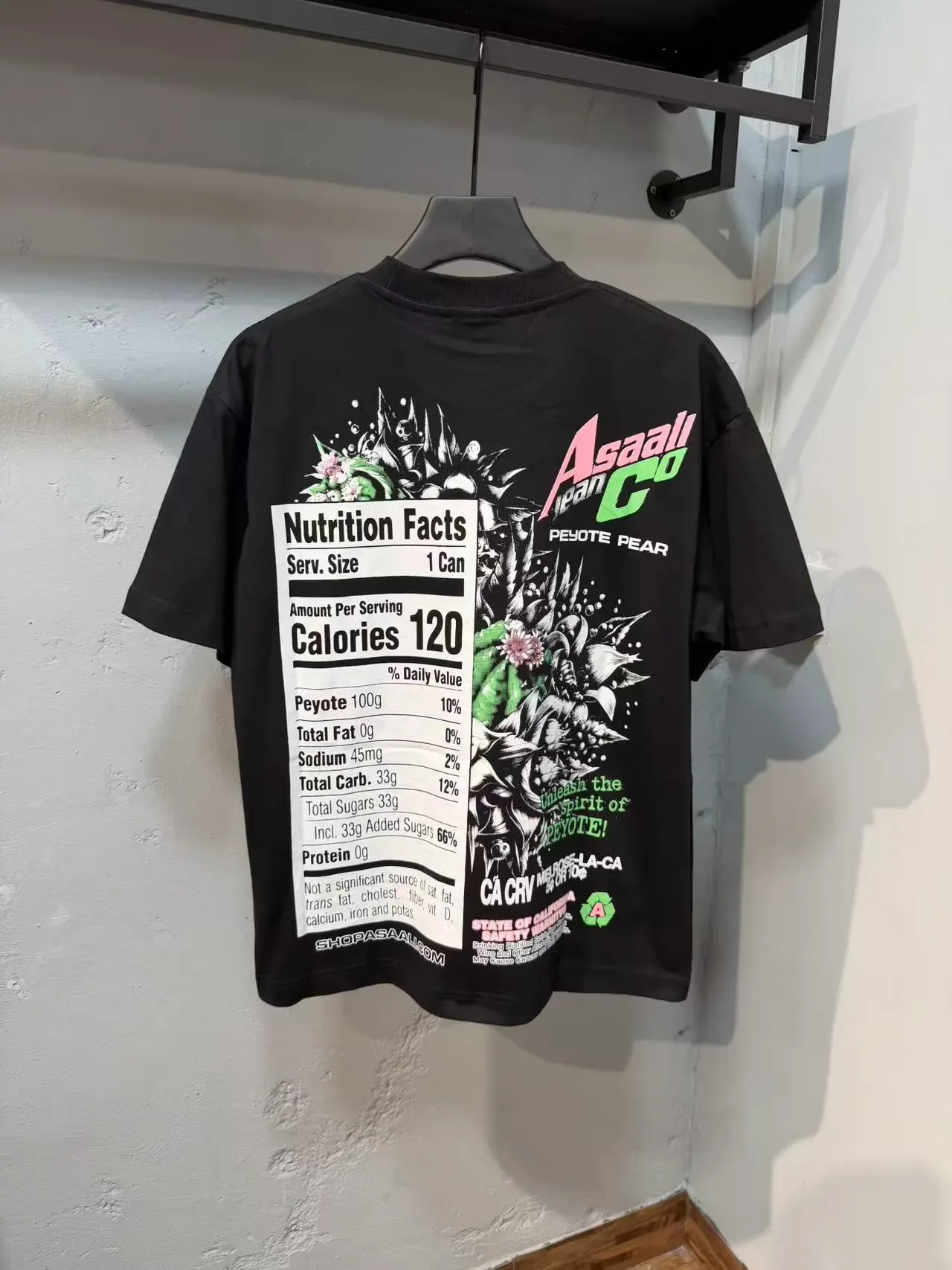 T-shirt oversize bleu et noir à imprimé graphique 16