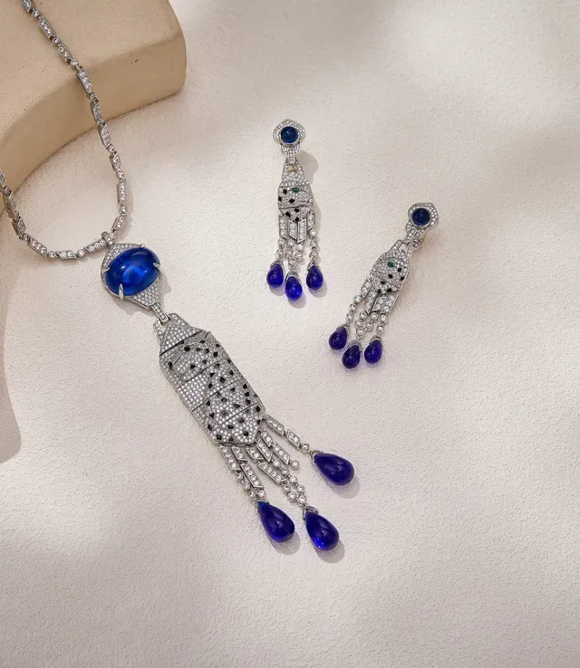Blue Silver Pavé-Set Cabochon Stone Necklace 5