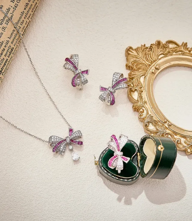 Bow-Shaped Pink and Clear Gemstone Earrings 4