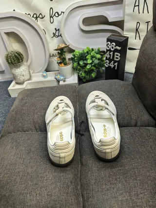 Zapatos Mary Jane marrón de cuero artificial con correa 8