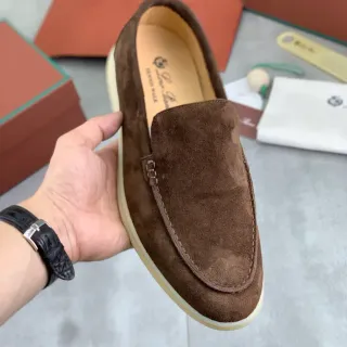 বাদামী সুয়েড মক্কাসিন-সেলাইড স্লিপ-অন লোফার