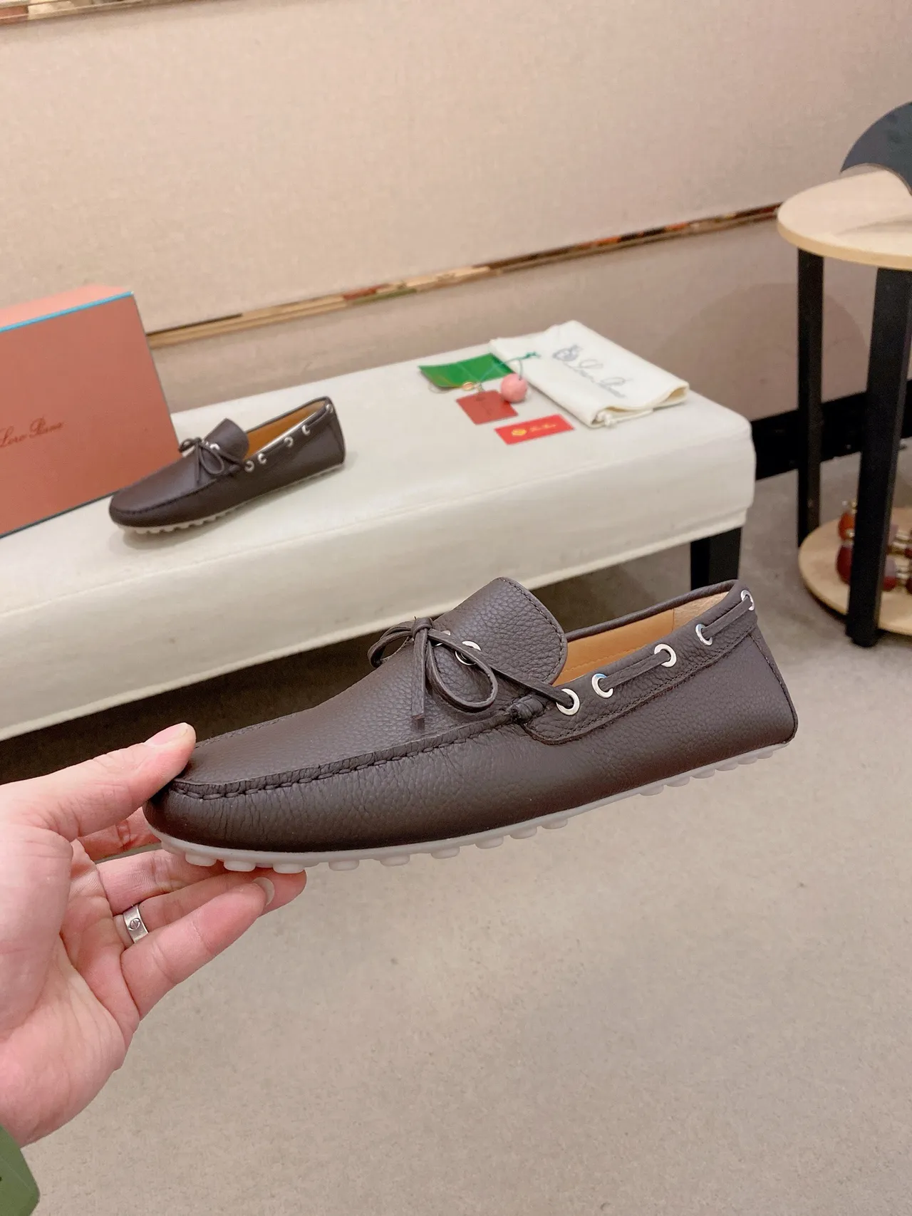 Brown White Pebbled Leather Moc-Toe Stitching Loafer 3