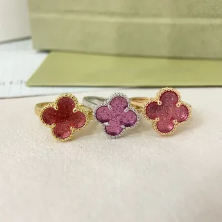 三叶草形珠边树脂镶嵌戒指