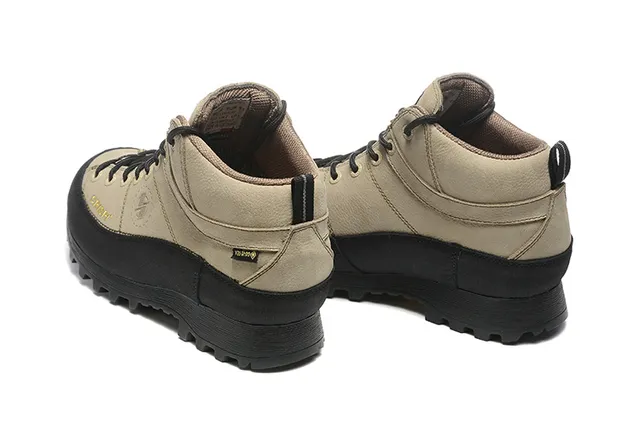 CRISPI 米色和黑色 GORE-TEX 徒步靴 23