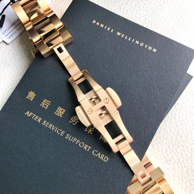 Daniel Wellington Classic Petite 玫瑰金粉色表盘石英表 3