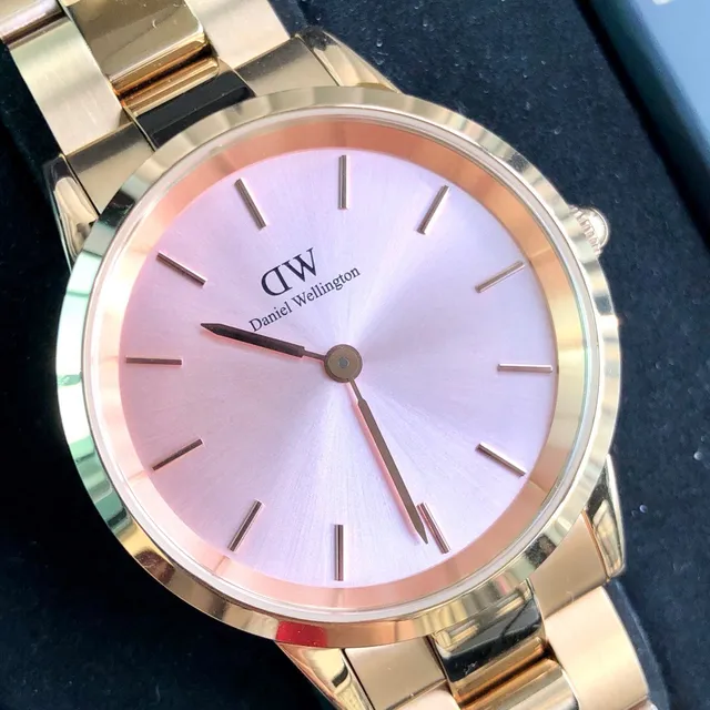 Daniel Wellington Classic Petite 玫瑰金粉色表盘石英表 6