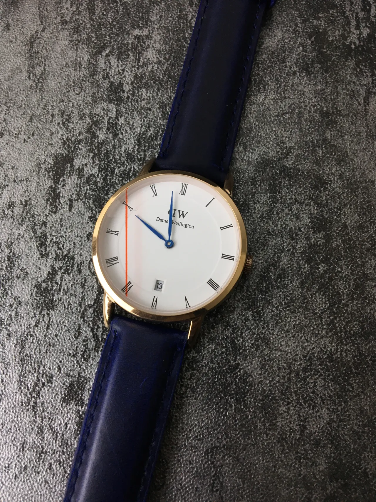 Daniel Wellington Icon Classic Petite নেভি ব্লু চামড়ার স্ট্র্যাপ কোয়ার্টজ ঘড়ি 3