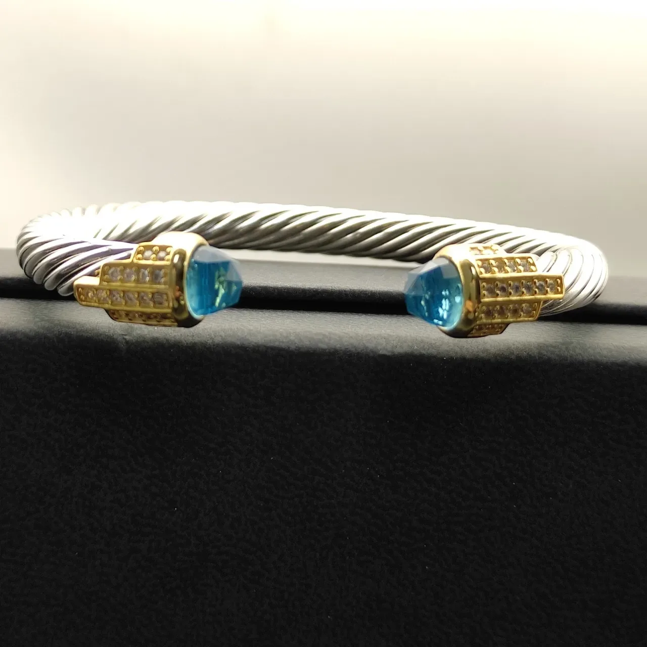 David Yurman Cable Classics Twisted Cable Blue Topaz and Diamond Bracelet 4