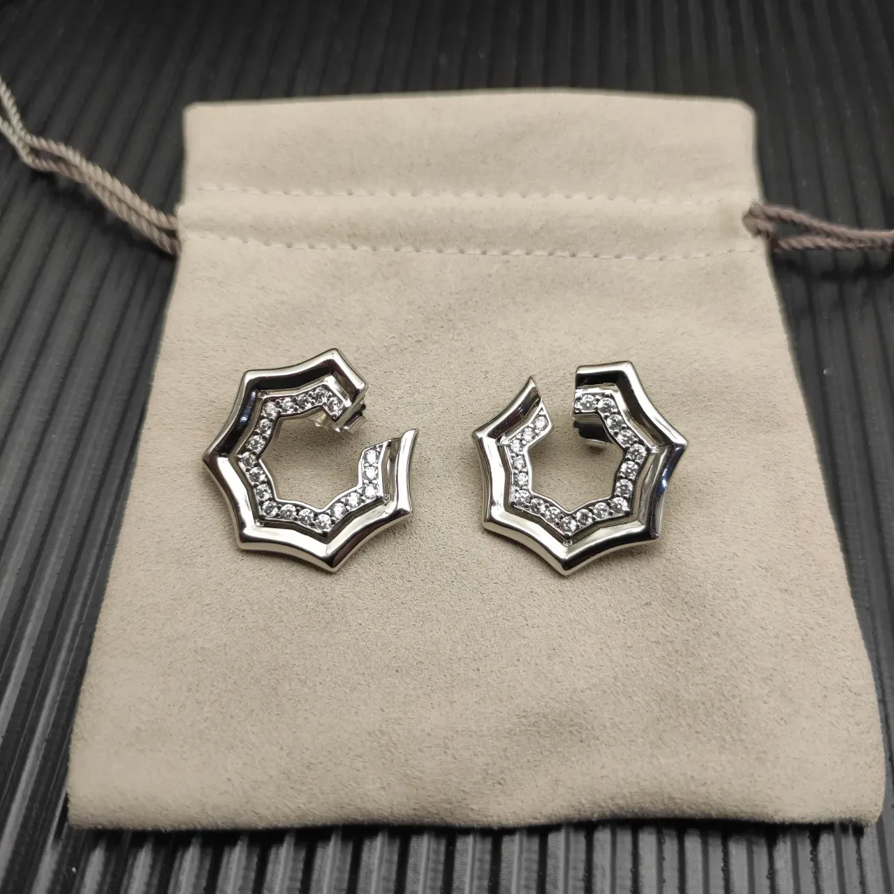 David Yurman Geometric Pavé Hexagon Hoop Earrings 9