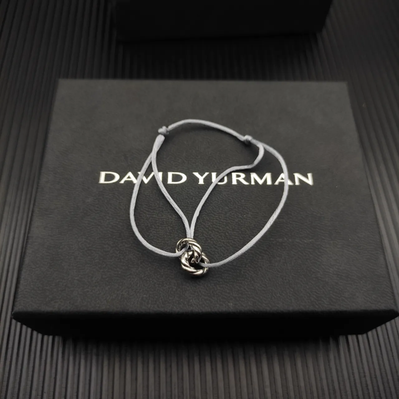 David Yurman Gray Silver Adjustable Cord Twisted Cable Knot Charm Bracelet 7