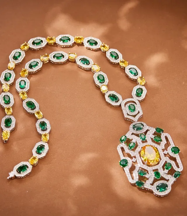 Collier pendentif émeraude et saphir jaune gem-set 4