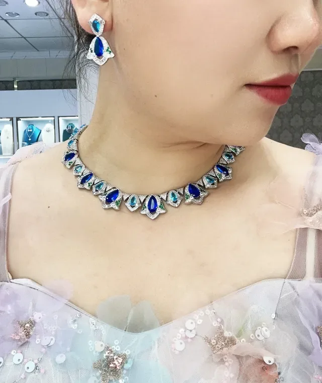 Gemstone-Encrusted Blue and Green Collar Necklace 2
