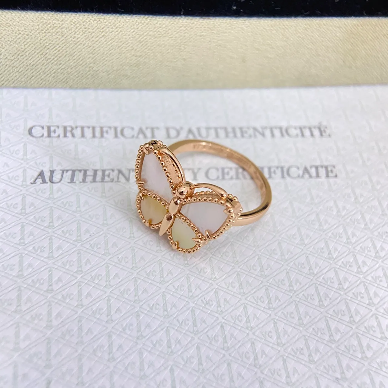 Gold Beige Butterfly Silhouette Beaded Bezel Edge Ring 4