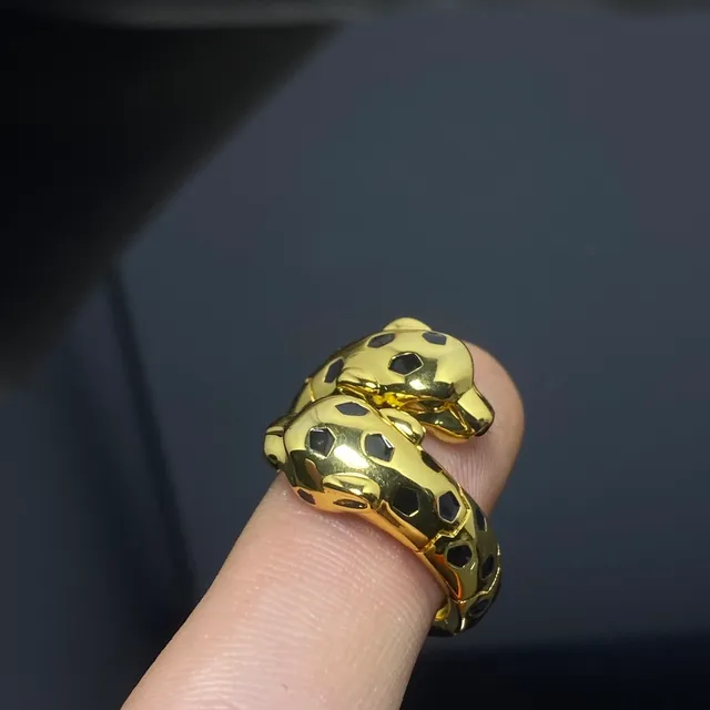 Gold Black Sculpted Animal-Head Motif Polished Metallic Ring 3