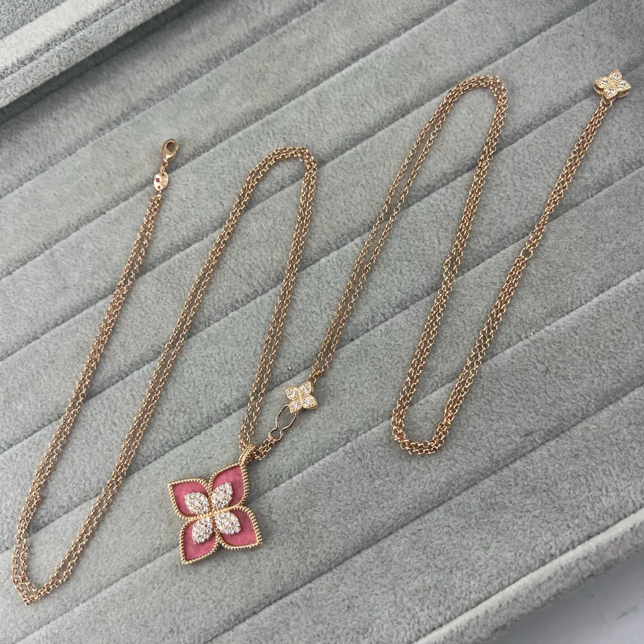 Gold Green Chain Four-Petal Floral Pendant Necklace 6