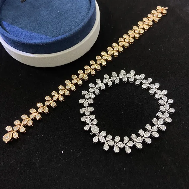 Pulseira de maillons em forma de lágrima com motivo floral pavé em ouro e prata 3