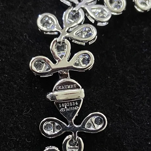 Pulseira de maillons em forma de lágrima com motivo floral pavé em ouro e prata 4