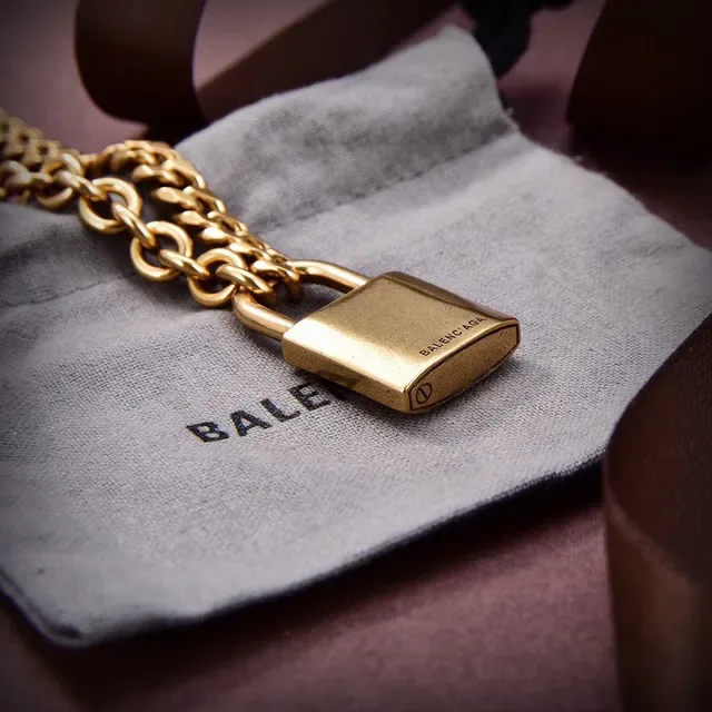 Gold-Tone Curb Chain Padlock Pendant Necklace 3