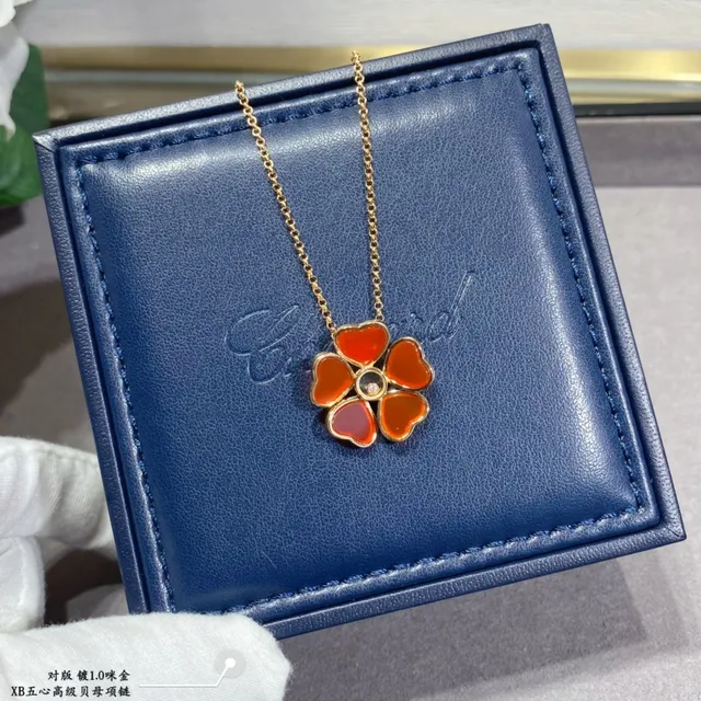 Gold-Tone Five-Petal Mother-of-Pearl Flower Pendant Necklace 6