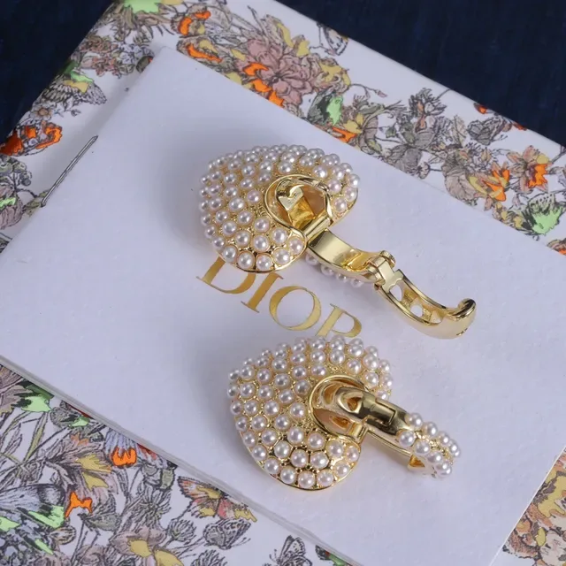 Gold-Tone Pearl-Embellished Heart-Shaped Hinged Hoop Earrings 3