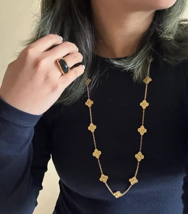 Gold-Tone Quatrefoil Motif Long Pendant Necklace 3