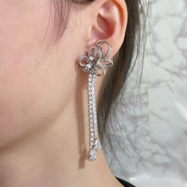 GRA Butterfly Bow Streamer Earrings 8