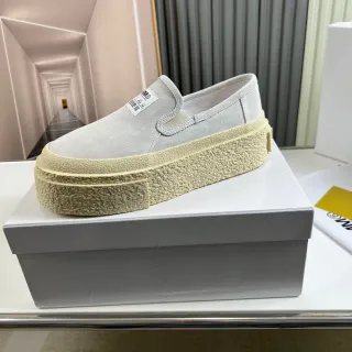 Sneakers Lifestyle Gris Beige Slip-On Semelle Plateforme