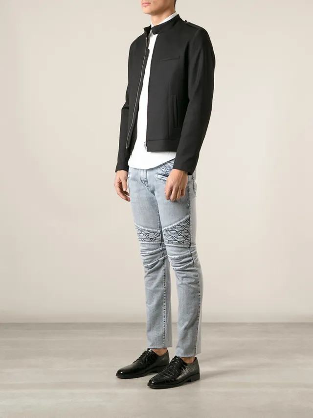 Jean en denim gris noir déchiré avec lavage léger et panneaux contrastants cousus 9