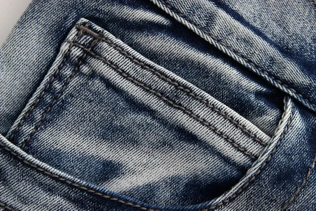 Jean en denim gris noir déchiré avec lavage léger et panneaux contrastants cousus 15
