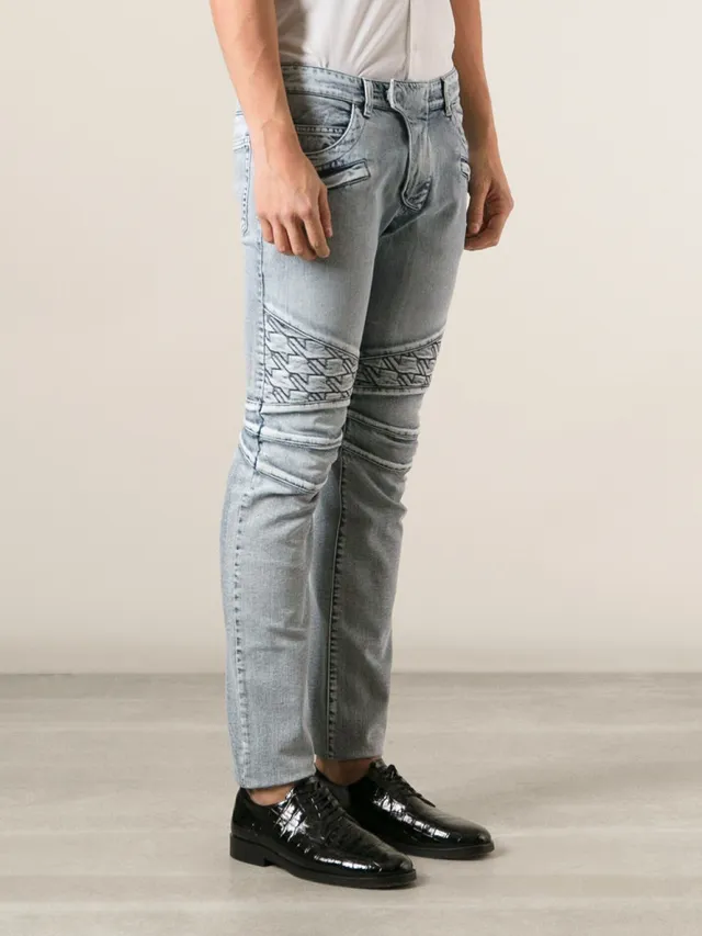 Jean en denim gris noir déchiré avec lavage léger et panneaux contrastants cousus 20