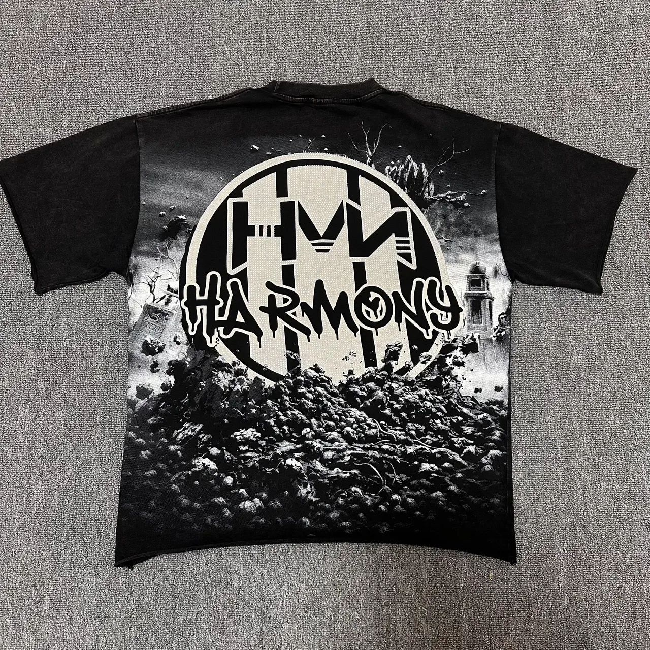 Harmony Graphic-Print Black Crew-Neck T-Shirt 2