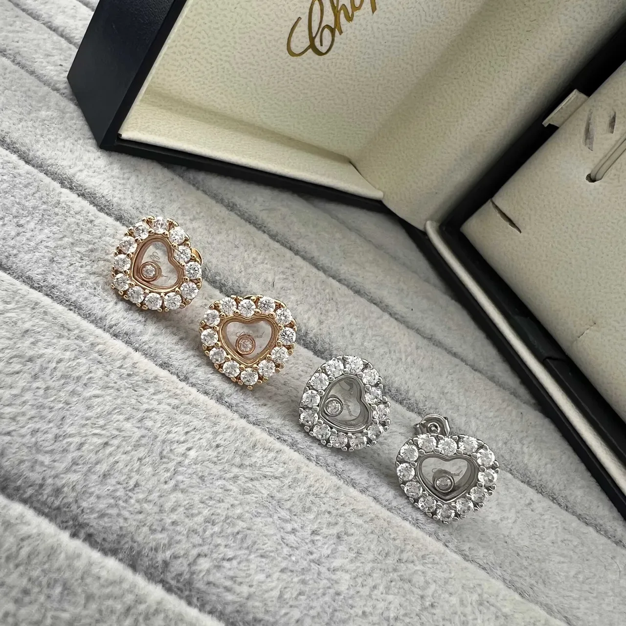 Heart-Shaped Pavé Diamond Open Heart Stud Earrings 5