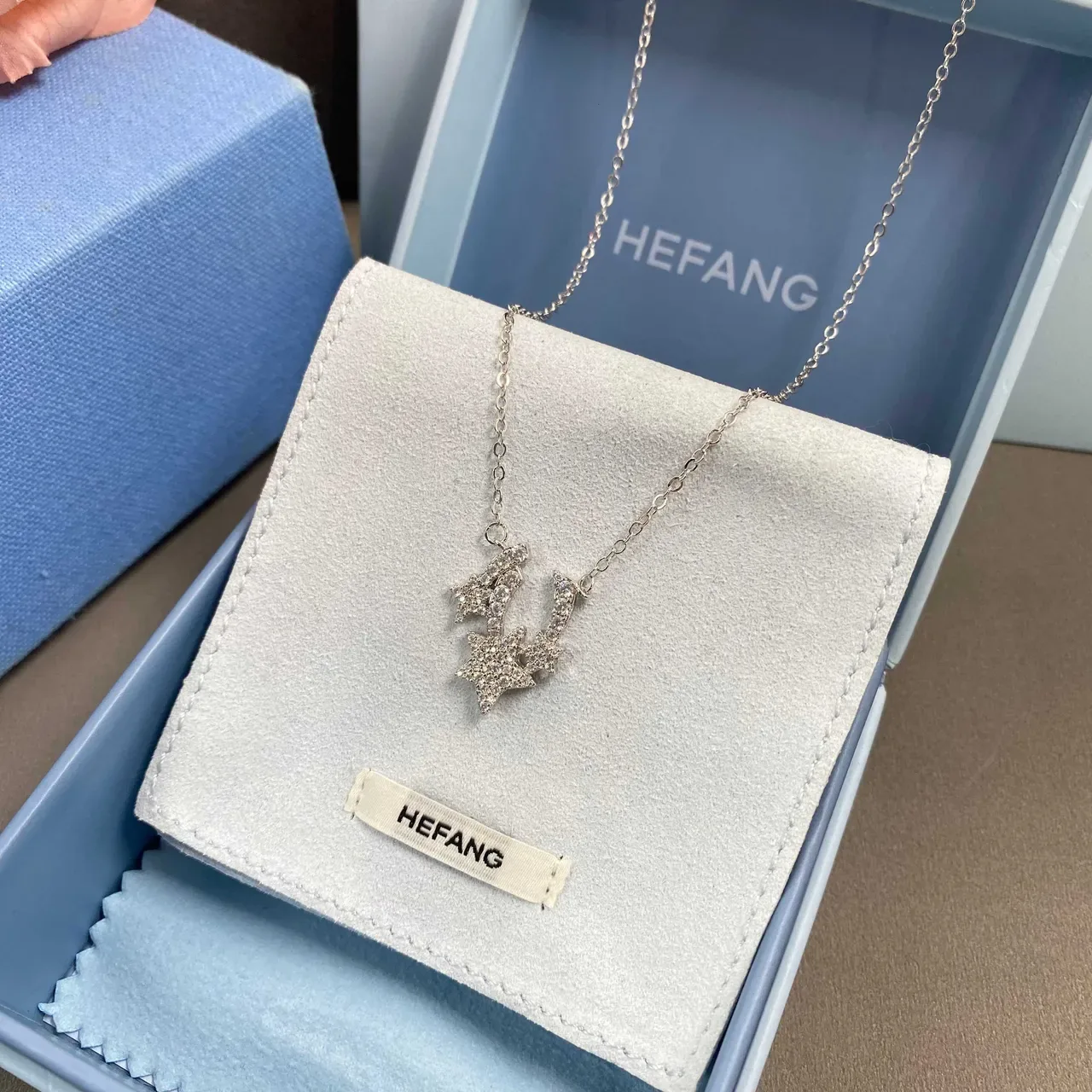 HEFANG Pavé Crystal Star Pendant Silver Chain Necklace 8
