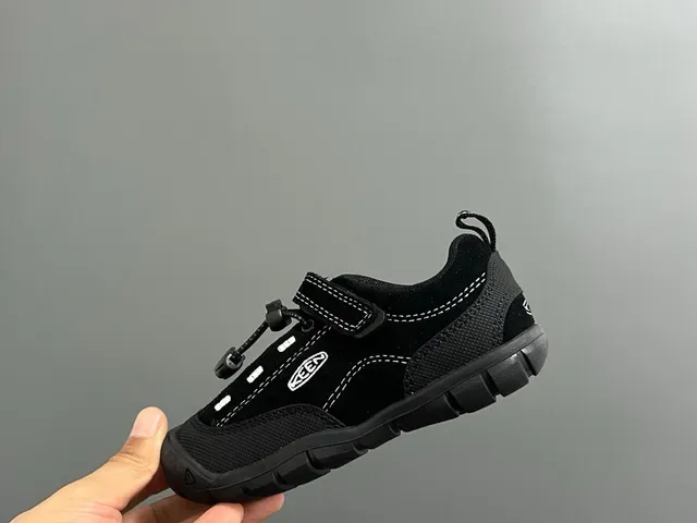 Keen Blue Black Dual-Strap Closure Rubber Toe Cap Lifestyle Sneakers 12
