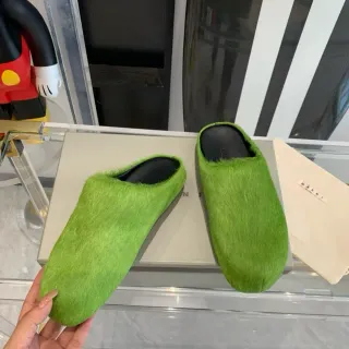 نعال منزلية خضراء ليمو مع فرو، slip-on