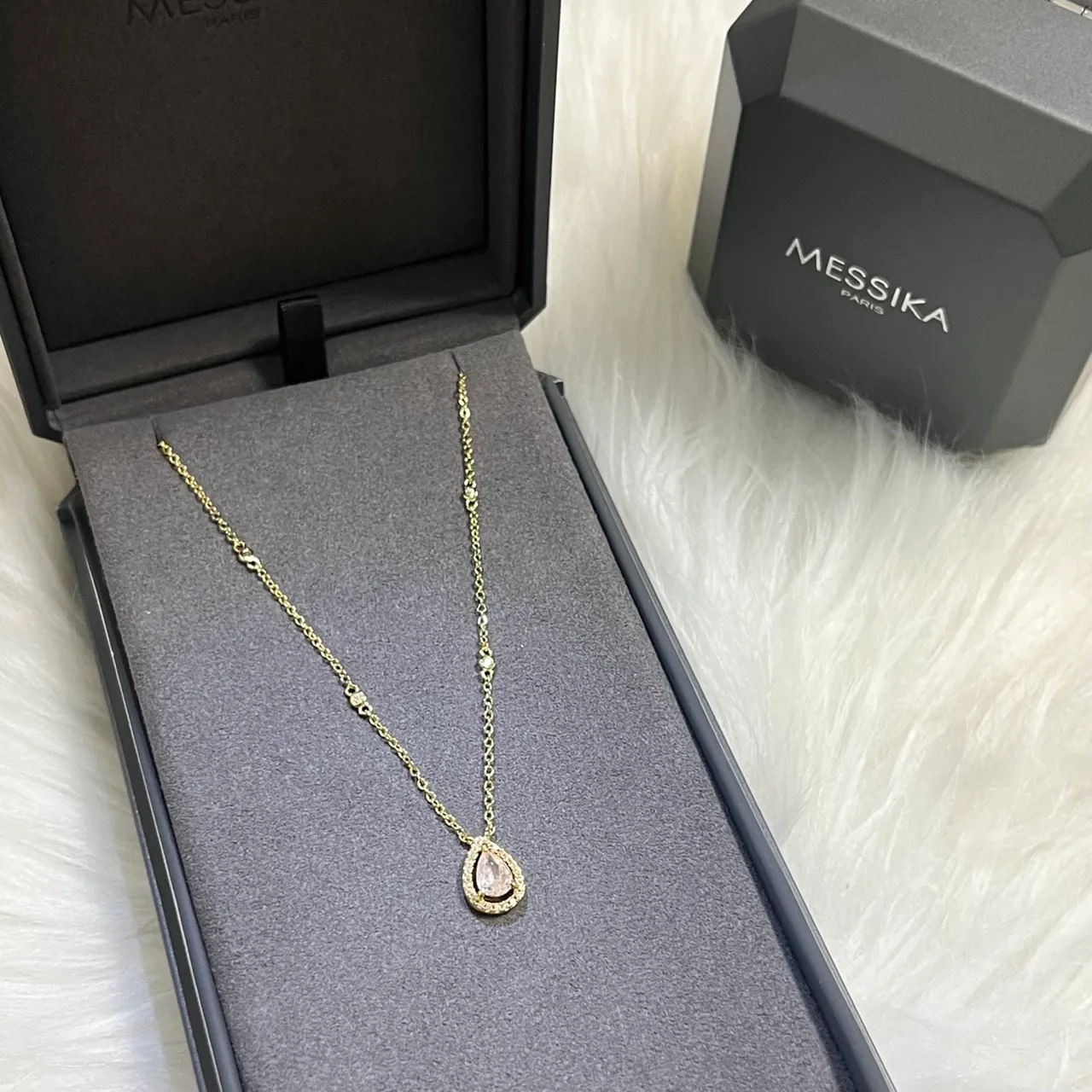 Messika Argent Blanc Pendentif Goutte de Larme Réglage Halo Collier 3