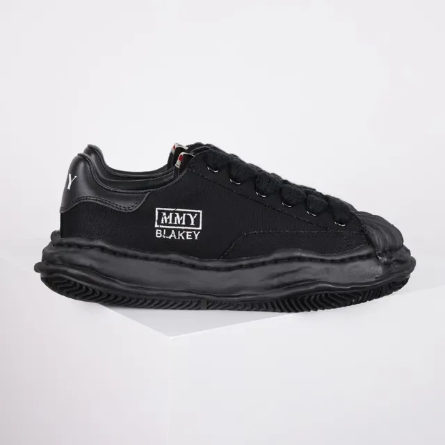 MMY BLAKEY Black Canvas Sculpted Sole Lifestyle Sneakers 3