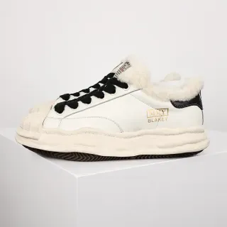 MMY BLAKEY Off-White Shearling Collar حذاء أسلوب الحياة