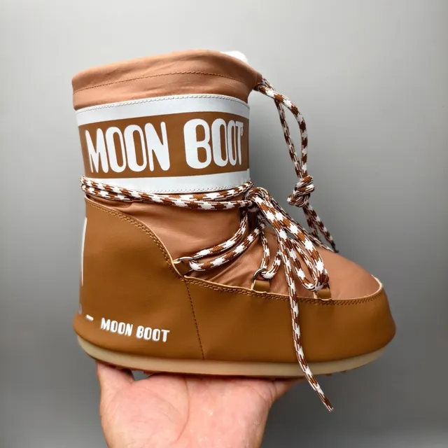 Moon Boot क्लासिक टैन हाउंडस्टूथ लेस स्नो बूट्स 2