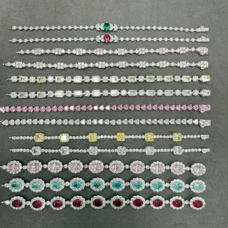 سوارات حجر كريم متعددة الألوان مع تصميم Pavé و Cluster